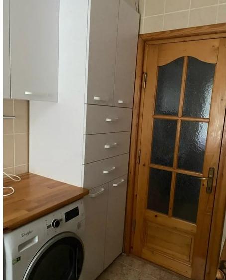 Apartament cu 3 camere semidecomandat, mobilat în Tătărași