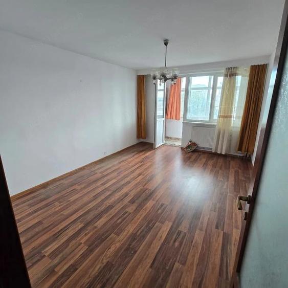 Apartament cu 2 camere decomandat în Orizont