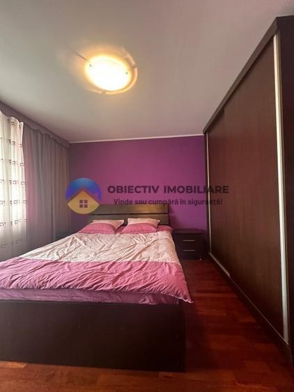 Apartament cu 4 camere decomandat în Mărăței