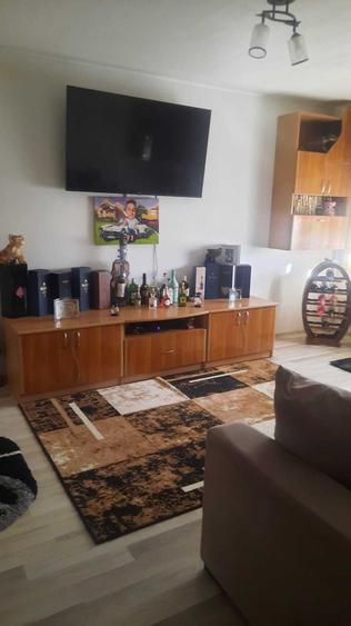 Apartament cu 2 camere decomandat în Drumul Taberei