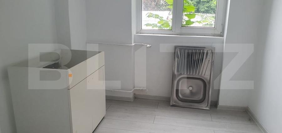 Apartament cu 3 camere semidecomandat în Vatra Dornei