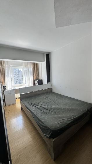 Apartament cu 2 camere decomandat în Republicii