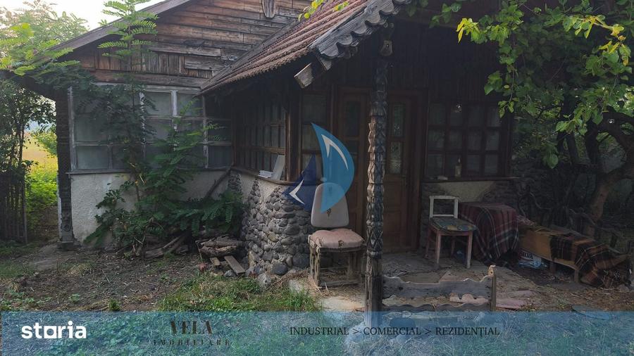Casa din piatra si lemn in Dumbravioara cu teren intravilan 1.600 mp - 2