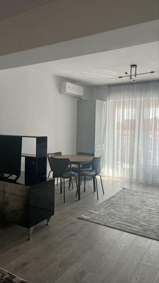 Apartament cu 2 camere decomandat în Timpuri Noi