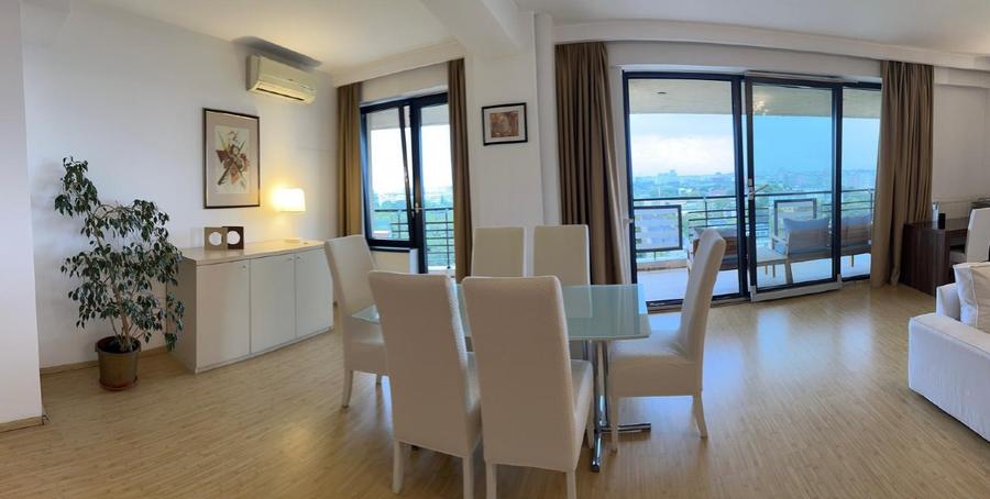 Apartament cu 3 camere decomandat în Dorobanți