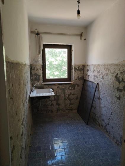 Apartament cu 2 camere semidecomandat în Odobești