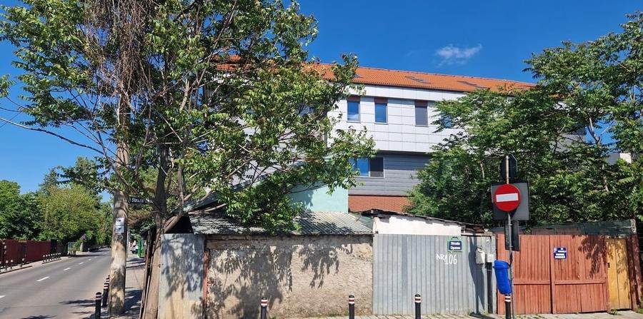 Teren Construcții intravilan de 412 mp, în Tei