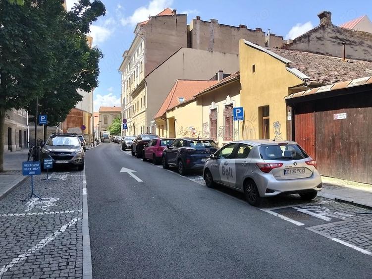 Casă cu Teren 60 Mp în Central