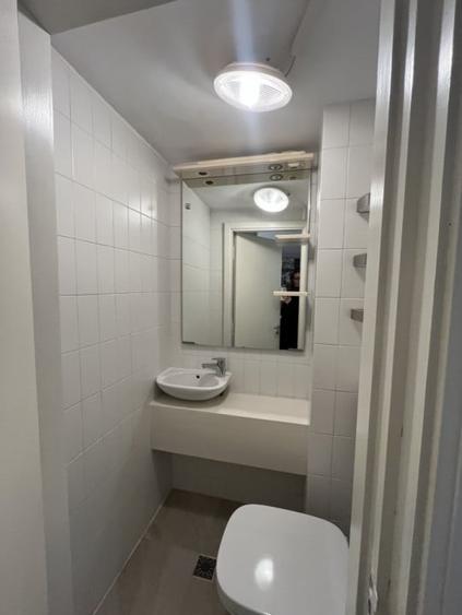 Apartament cu 5 camere decomandat în P-ța Romană