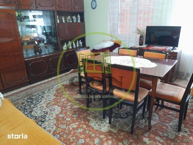 Apartament cu 2 camere decomandat, mobilat în Central