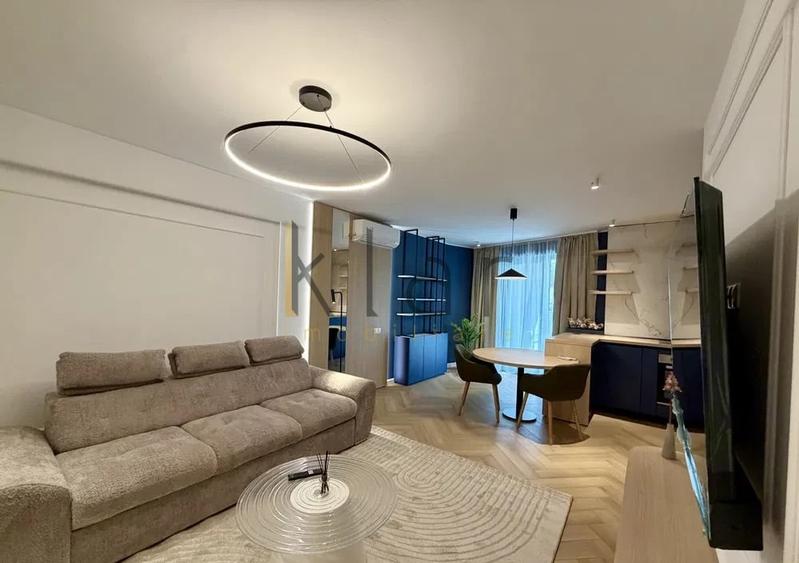 Apartament cu 2 camere semidecomandat, mobilat în Mărăști