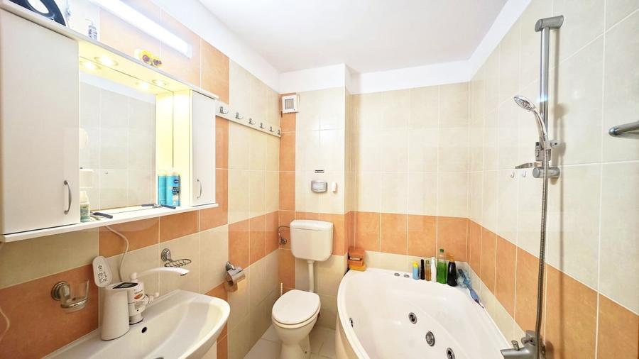 Apartament cu 3 camere, decomandat, 2 bai | Lotus | Parcare - 7