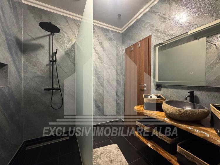 Apartament cu 3 camere semidecomandat, mobilat în Maier