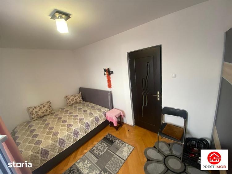 Apartament cu 2 camere semidecomandat în Central
