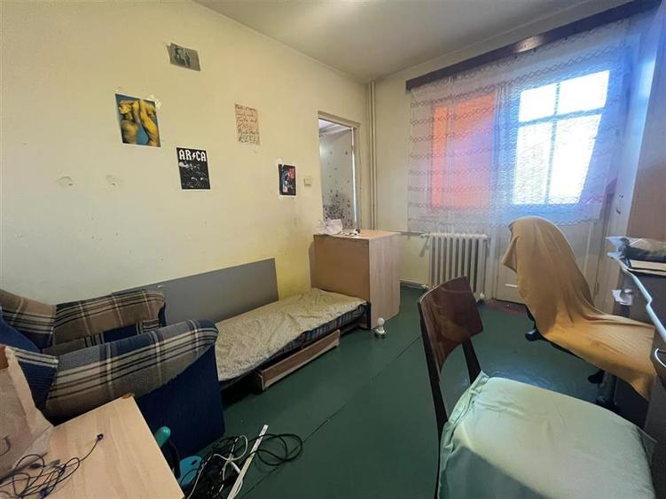 Apartament cu 2 camere nedecomandat în Rogerius