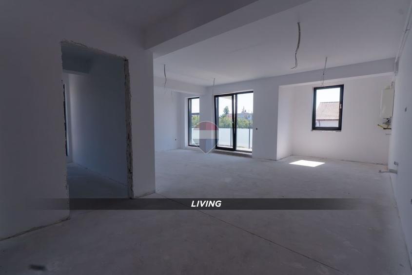 Apartament cu 2 camere semidecomandat în Valea Borcutului