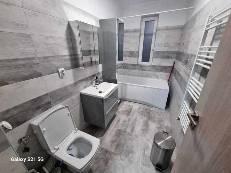 Garsonieră decomandată în Central