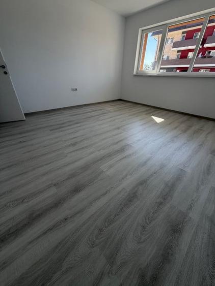 Vand apartament 2 camere Brasov-sanpetru central - 6