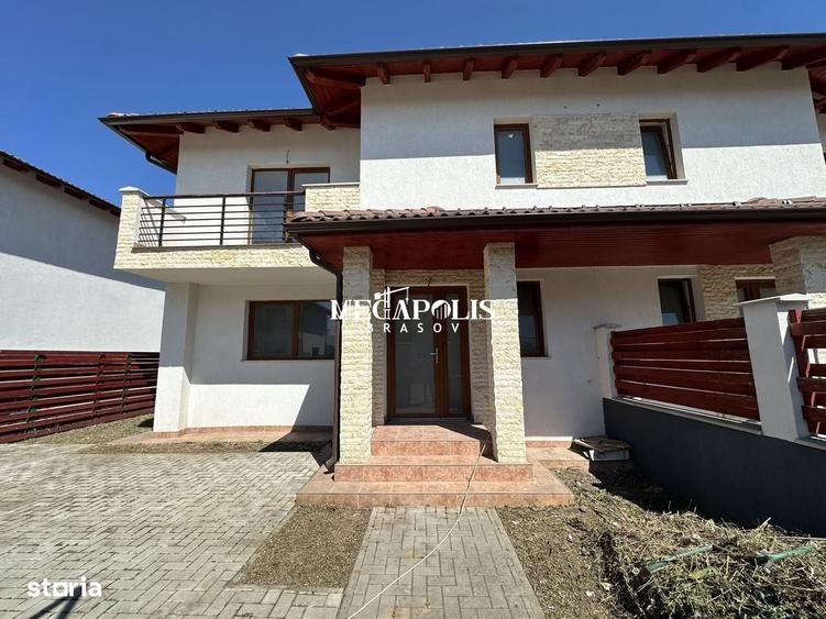 Casă cu 4 camere în Sânpetru