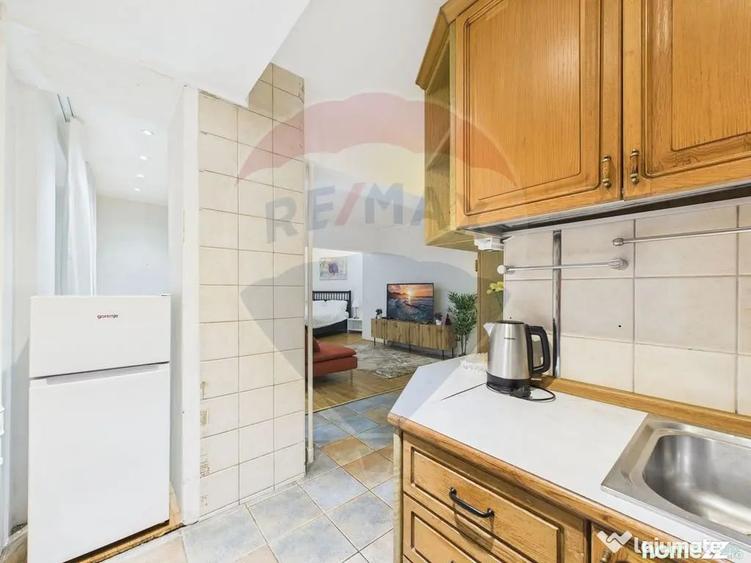 Apartament cu 2 camere semidecomandat în Calea Victoriei