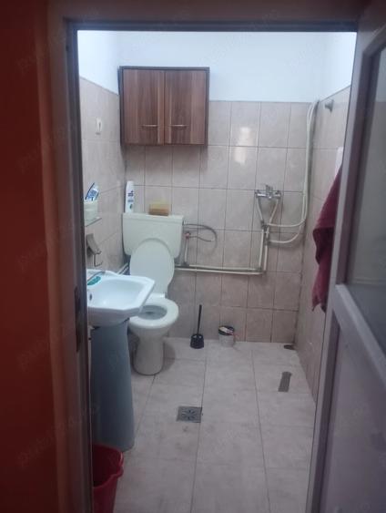 Casă cu Teren 20 Mp în Vintere