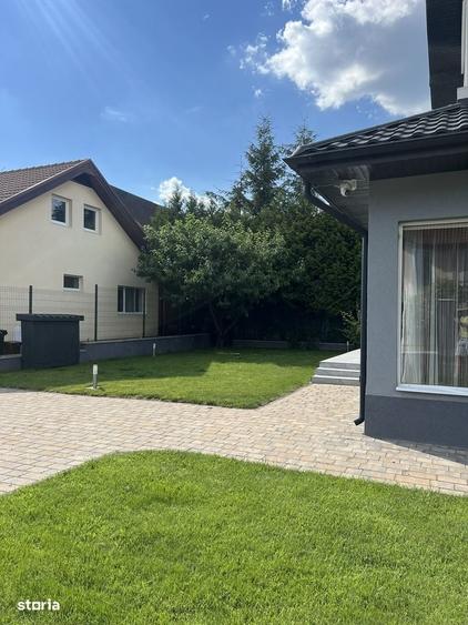 Casă cu 4 camere în Sângeorgiu de Mureș