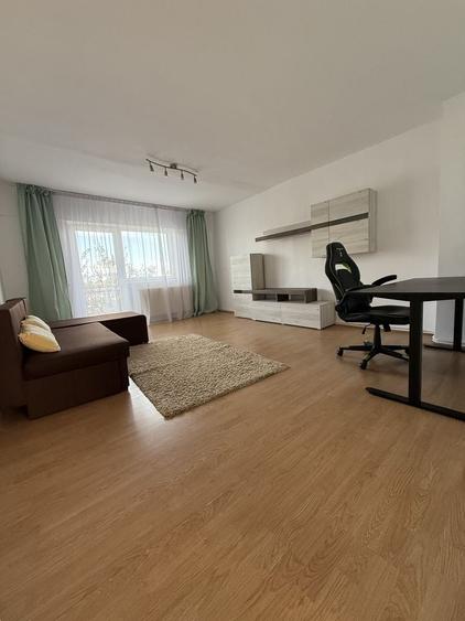 Apartament cu 2 camere decomandat în Carpați 2