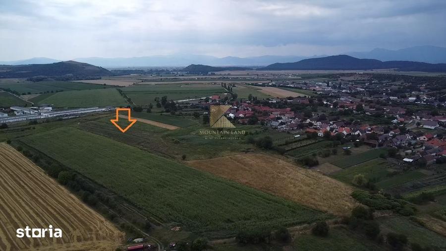 Teren de 20000 mp, în Bod
