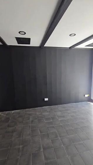 Spațiu comercial, de 22.719999313354 mp, în P-ța Romană