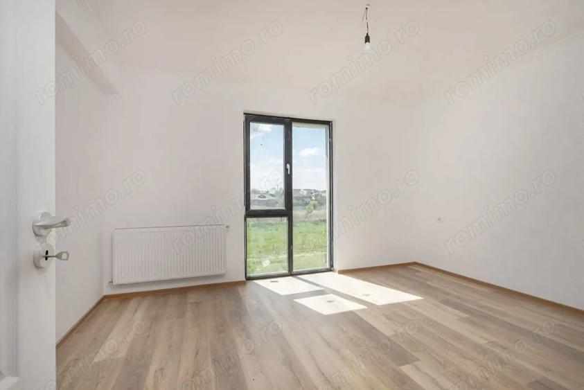 Casă cu 5 camere cu Teren 425 Mp în Snagov