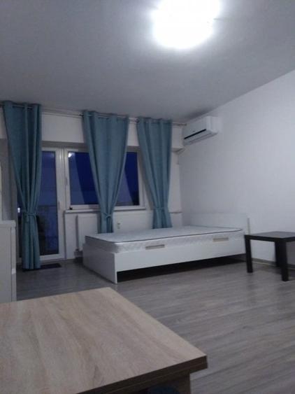 Garsonieră decomandată, mobilată în Nerva Traian