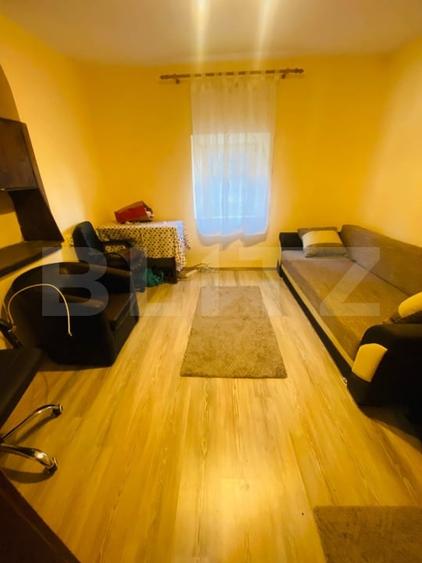 Casă individuală cu 4 camere cu Garaj în Exterior Est