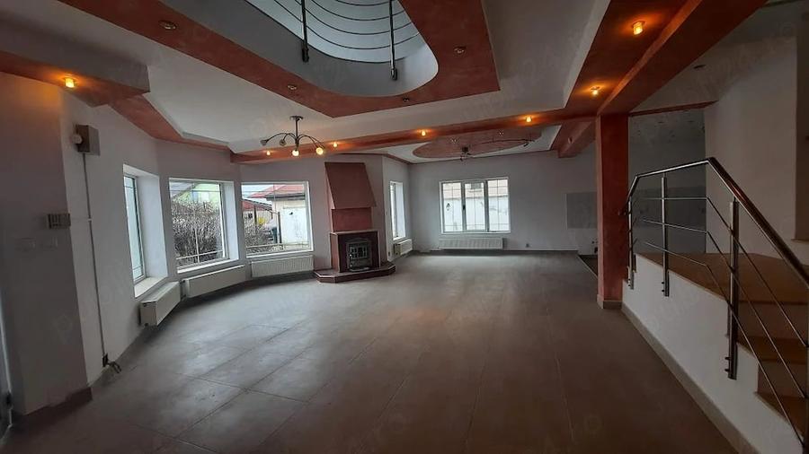 Casă cu Teren 500 Mp în Mocira