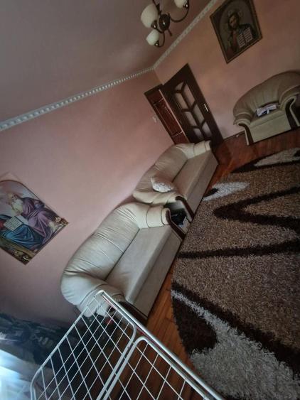 Apartament cu 3 camere în Decebal