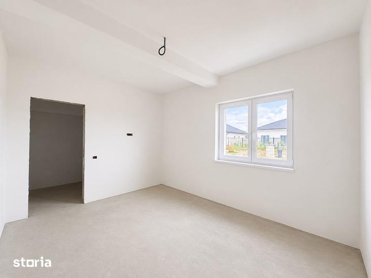 Duplex despartit prin cam. tehnica / Toate utilitatile Comision 0 - 7