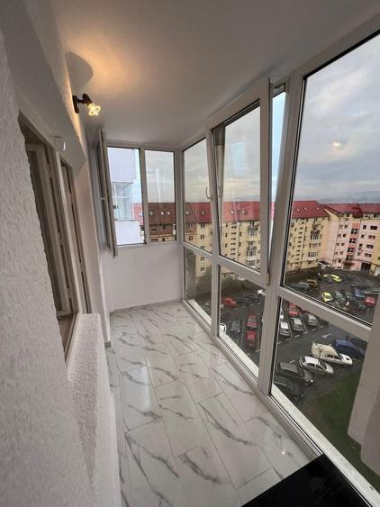 Apartament cu 2 camere decomandat în Lazaret