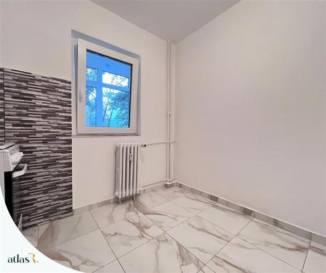 Apartament cu 2 camere decomandat în Nicolina