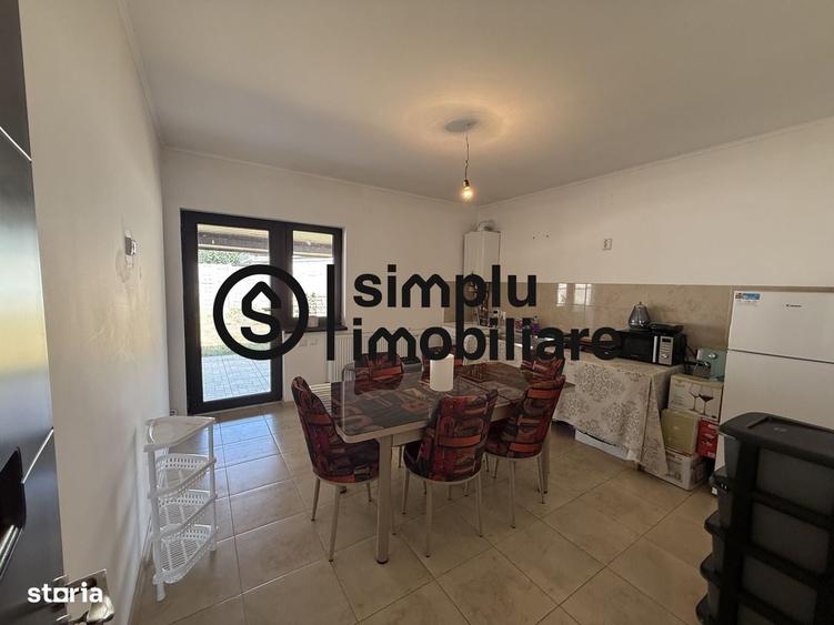 Casă cu 3 camere în Central