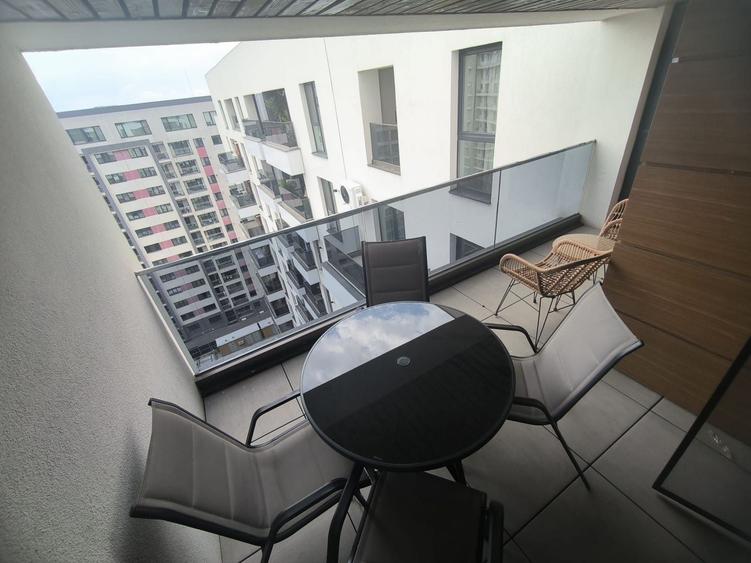 Apartament cu 3 camere decomandat, mobilat în Politehnica