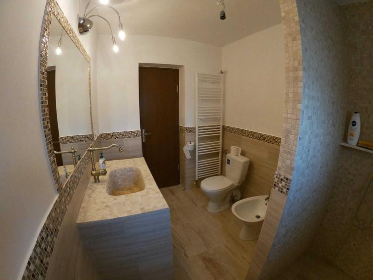Casă cu 3 camere cu Teren 1000 Mp în Amara