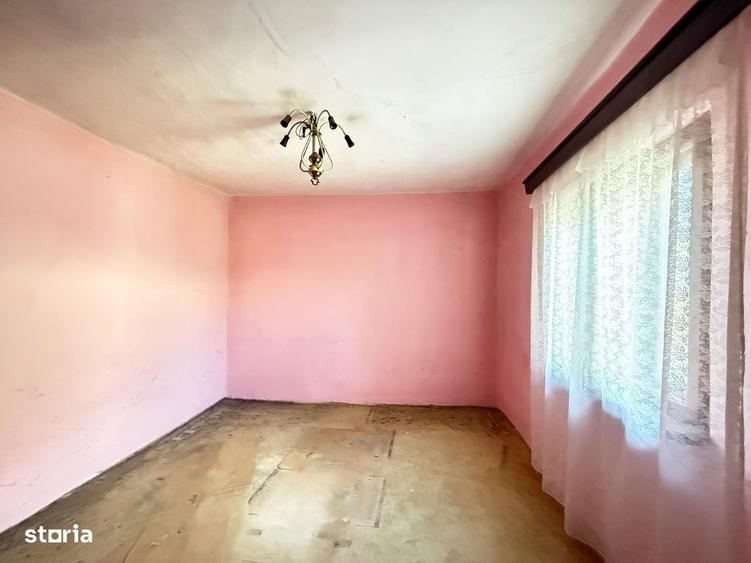 Casă cu 2 camere în Rahova