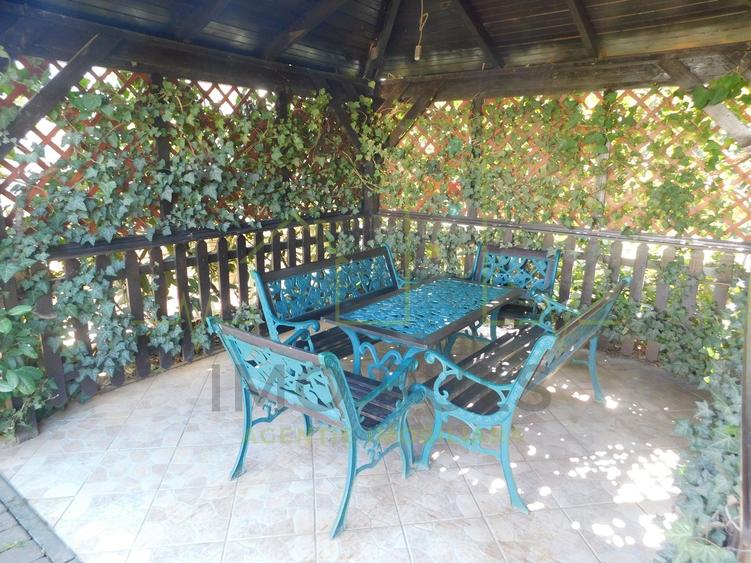 Casă individuală cu 4 camere cu Piscina în Braytim