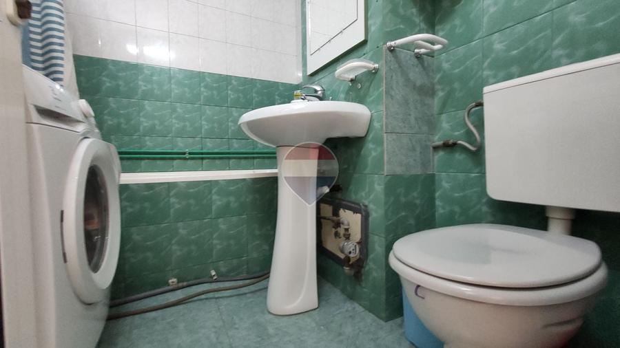 Apartament cu 3 camere decomandat, mobilat în Mărăști