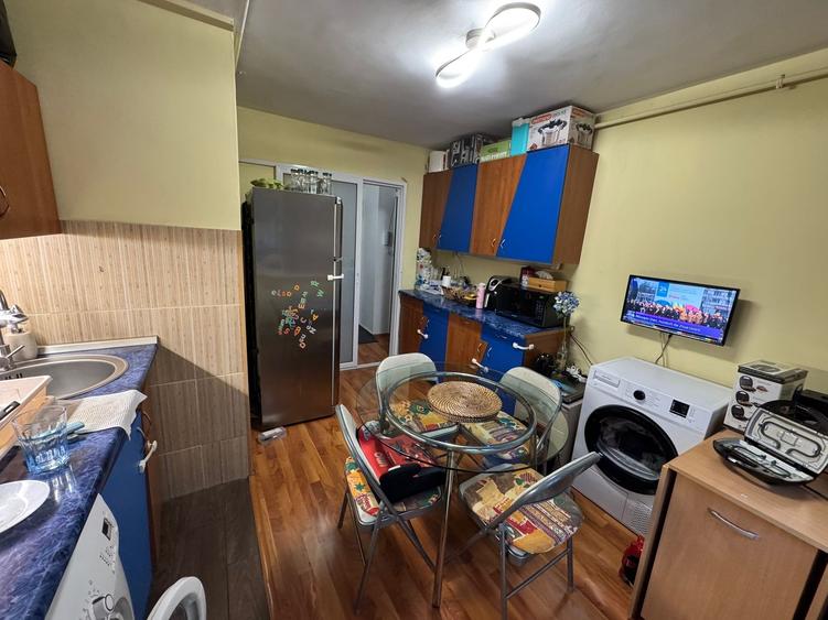 Apartament cu 2 camere decomandat, mobilat în Tineretului
