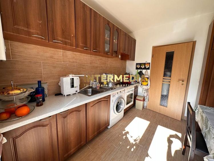 Apartament cu 2 camere decomandat, mobilat în Cetate