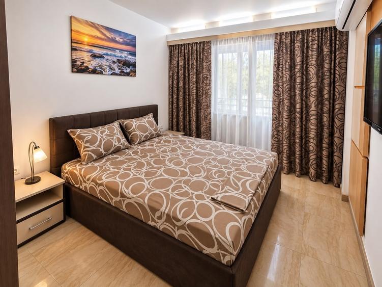 De Închiriat – Apartament 3 Camere | Piano Bar  | 2 Băi - 2