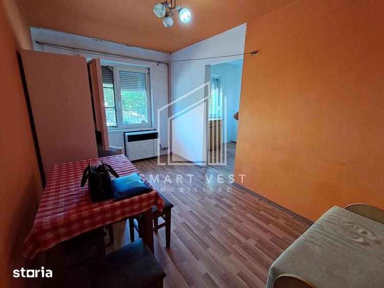 Apartament cu 2 camere semidecomandat în 14 Mai