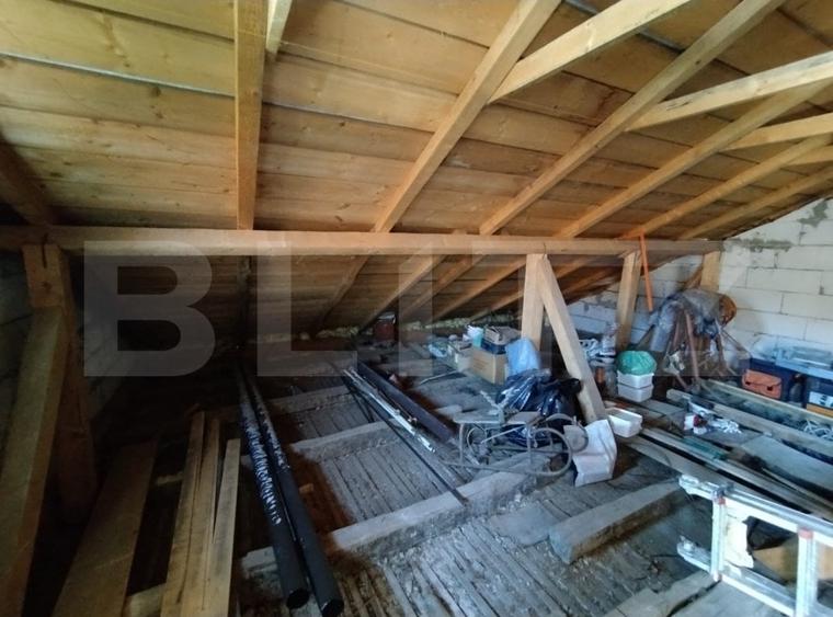 Casă individuală cu 3 camere cu Teren 950 Mp în Șimnicu de Sus