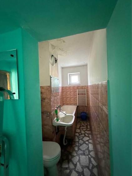 Apartament cu 2 camere semidecomandat în Dacia