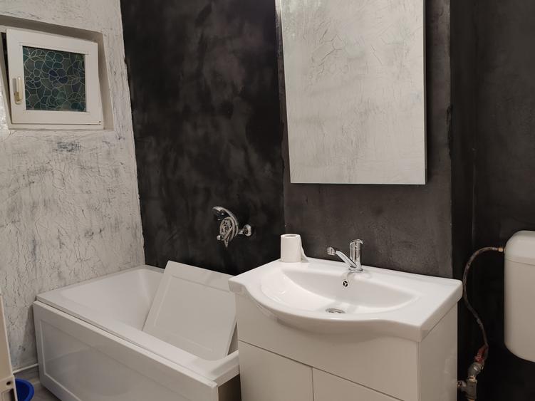 Apartament 2 camere liber la vanzare zona Grivitei - 11